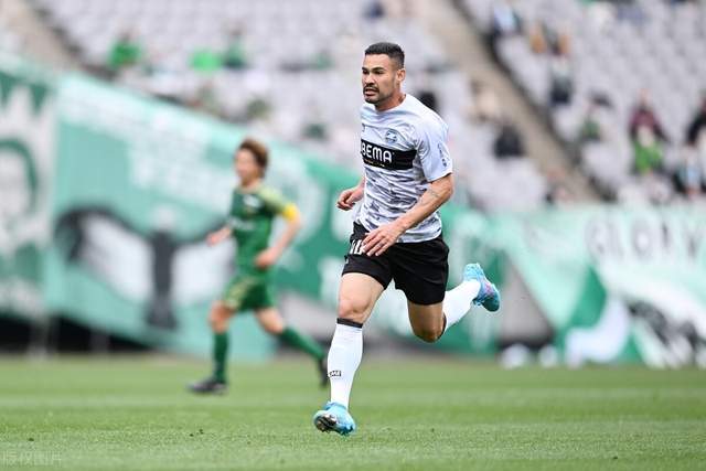 欧冠夺冠赔率：巴萨1赔4.5领跑 皇马利物浦紧追