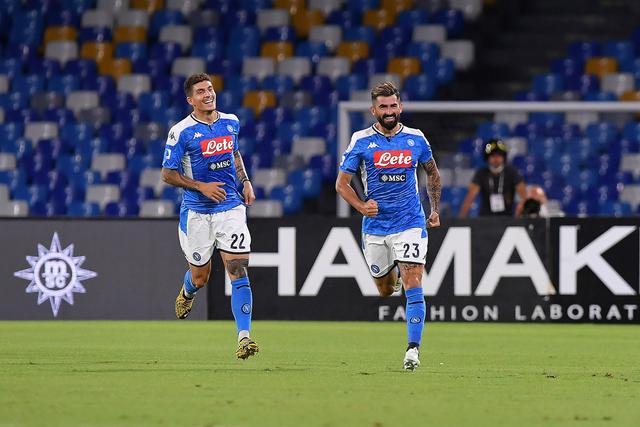 欧冠-大马丁神扑 尤文图斯0-0战平阿斯顿维拉