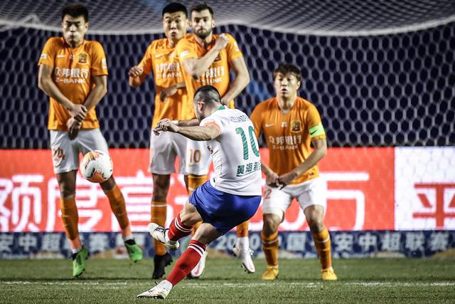 费内巴切500万欧租塔利斯卡 承担一半薪资优先买